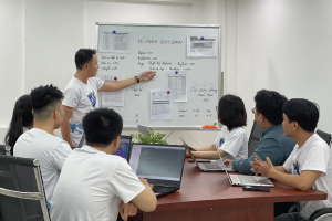 Nhân viên xuất sắc trong năm 2023 Nhân viên xuất sắc trong năm 2023